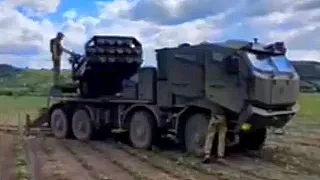 220-мм РСЗО "Буревій" Вооруженных сил Украины (2022) / Bureviy 220 mm MLRS. Armed Forces of Ukraine.