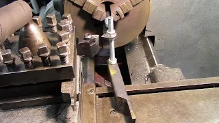 Prisposoba for setting a lathe tool on center