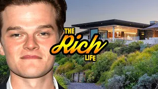 Robert Aramayo | Star Of The Lord of the Rings: The Rings of Power  | The Rich Life