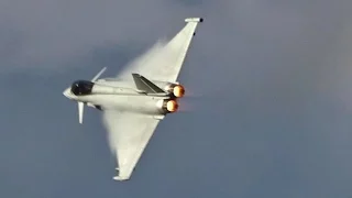 RAF Typhoon Display (Crazy Loud!!)      Southport Airshow 2016