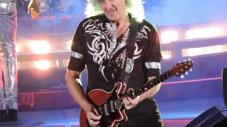 Queen + Adam Lambert We Will Rock You, We Are The Champions Live at Hollywood Bowl