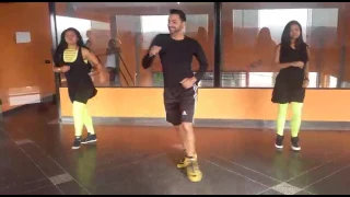 Coreografia André Zumba show (Ludmila sou eu )