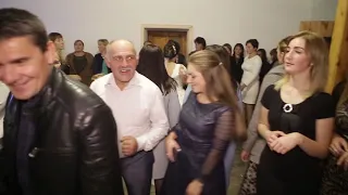 КОШЕЛЯ-VIDEO Андрюша+Діана веселі танці гурт МАРКОВИЧІ тамада Саша Олень