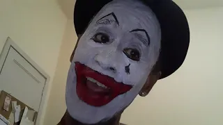 Clown sings dance monkey