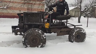 Первый выезд на самодельном тракторе из уаза с двигателем ваз 2109