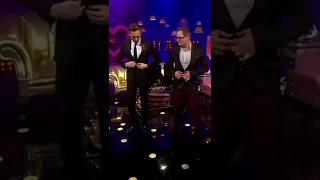 Tom Hiddleston Teaches Alan How To Dance #shorts #alancarrchattyman #tomhiddleston | Alan Chatty Man