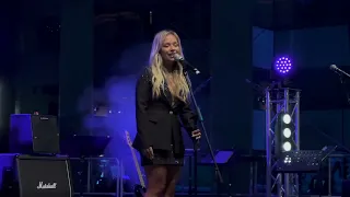 Connie Talbot sing Alicia Keys - If I Ain't Got You - Live Locarno - City of Guitars 09.09.23
