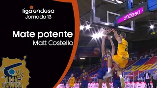 MATT COSTELLO le hace un póster a Sergi Martínez | Liga Endesa 2020-21