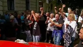 Protests in Croatia over use of Cyrillic