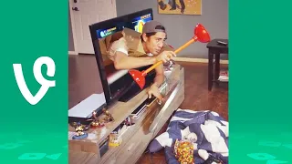 Zach King Vine and Tik Tok Compilation 2020 - Best Magic Vines !!! (Part 17)