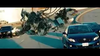 Transformers: El lado oscuro de la luna (2011) Batalla en la autopista (HD latino)
