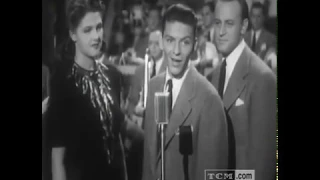 Tommy Dorsey & his Orchestra 1941 "I'll Never Smile Again"-Frank Sinatra, Buddy Rich