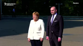 Merkel Begins Her South Caucasus Tour in Georgia