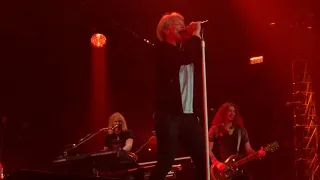 Bon Jovi - I’d Die For You - Montreal - May 18, 2018