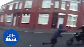 Shocking video of delivery rider getting robbed by thugs