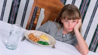 How to Get a Picky Eater to Try New Food - Elizabeth Pantley