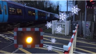 (Xmas Eve) Festive Class 375 at Aylesford Village Level Crossing