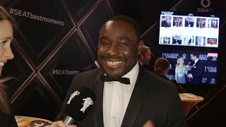 Nelson Müller im Red Carpet Interview bei der Goldenen Kamera 2017