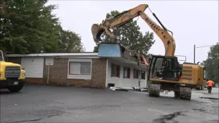 Waxhaw's Stacks Restaurant Demolition - September 28, 2015