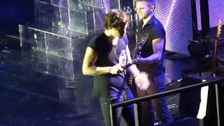 One Direction - She's Not Afraid - Manchester 19/04/13