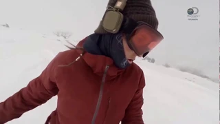 Discovery Правда о вирусных видео Медведь гнался за сноубордисткой?