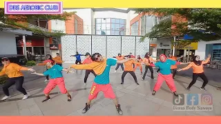 La Conoci Bailando dance Reggaeton viral 2024 By : Dimas Budy Siswoyo #zumba #viral #dance