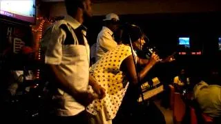 MONIQUE SEKA @ PAM'S LIVE BAR - ABIDJAN - Missounwa