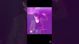 #YOSHI so hot at Fanmetting Japan #treasure dance Shut Down #BlackPink 🔥🔥🔥🔥