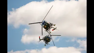 Hughes 269 Helicopters Daring Cross Stunts - Flygfesten 2022