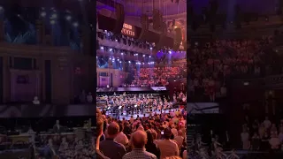 Ukrainian Freedom Orchestra play Ukrainian national anthem at the Proms