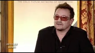 U2 SINGER BONO SUPPORTS NON-VIOLENCE WITH SUU KYI IN NORWAY