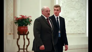 Коля Лукашенко стал похож на Невилла Долгопупса. ИноТВИТ, Россия.