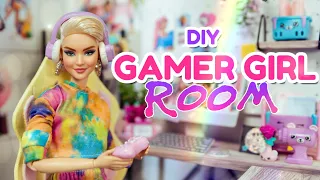 Let’s Make the Ultimate Gamer Girl PC Setup for our Dolls with a Pastel Aesthetic