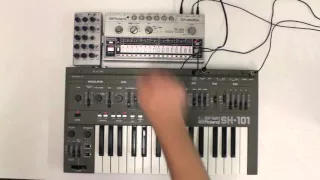SH-1oh1 & TR-606 Acid Jam (Roland SH-101 mod demo)