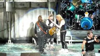 Iron Maiden - Running Free (The O2 Dublin Ireland)