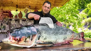 Chef Tavakkul cooks a Huge 15 kg Silver Carp! Fish with Crispy Crust on a Bonfire in the Wilderness