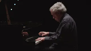 Chopin - Mazurca Op.17 No.4 em lá menor (Nelson Freire, piano)