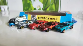 HotWheels HW CIRCLE TRACK 5 pack camaro buick ford mustang