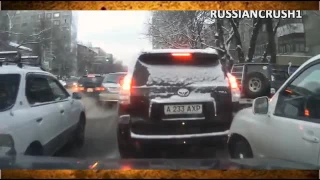 Смешные ДТП! Приколы на дороге! Авто приколы! Бабы за рулем! Подборка приколов н