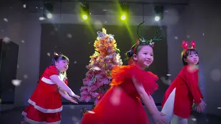 We Wish You A Merry Christmas - Dance Kids