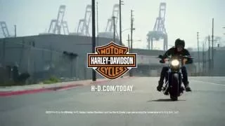 2016 Harley-Davidson commercial Roadster