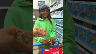 Kind hearted samaritan does the right thing and gets rewarded!