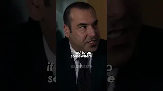 Louis saves the day 😎 #viral #shorts #series #suits #harvey #louislitt