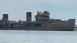 Sinking A.R.M. Santos   SD 480p