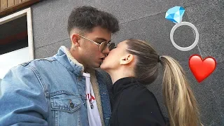 24 HORAS SIENDO NOVIOS **Le robé un beso** 💍♥ [Logan G]