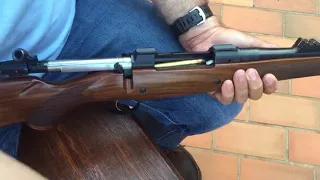 Video CZ550 Safari Classics load 6+1 375 Holland & Holland