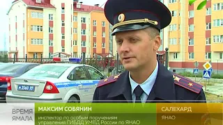 В Салехарде пьяный автомобилист въехал в жилой дом