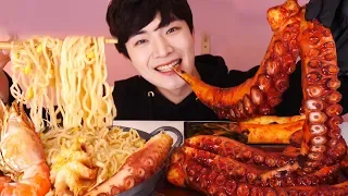 MUKBANG | 대왕문어+킹타이거새우 라면&파김치&대왕문어 직화구이🐙Amazing! Octopus + Giant Shrimp Ramen Seafood hoony 후니 ASMR