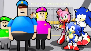 SONIC FAMILY VS POLICE FAMILY ESCAPE IN ROBLOX