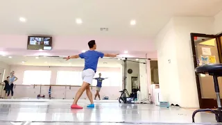Center Pirouette turn, intermediate adult ballet class demo